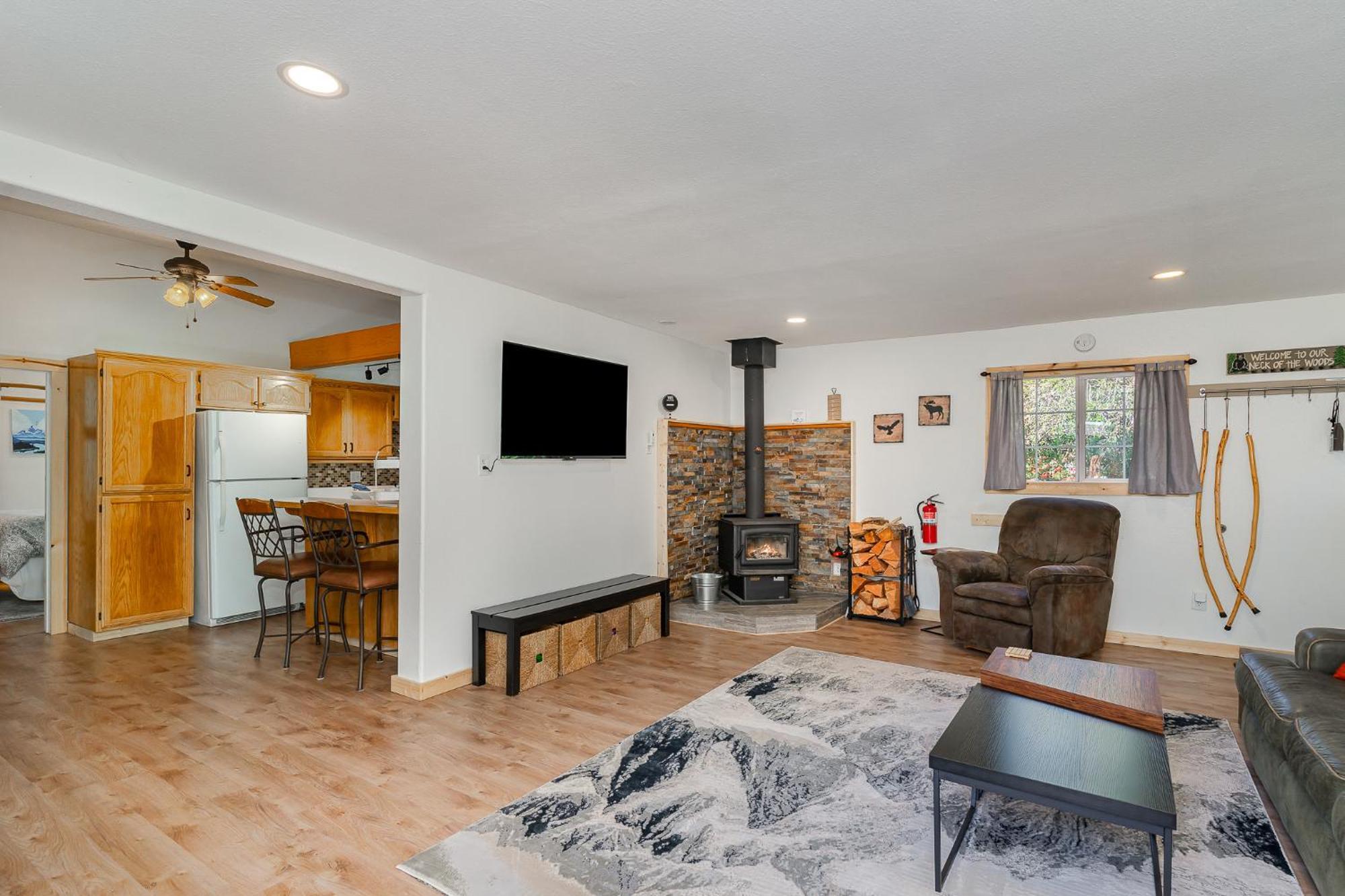 Villa Bear'S Den Hideaway With Hot Tub Ashford Esterno foto